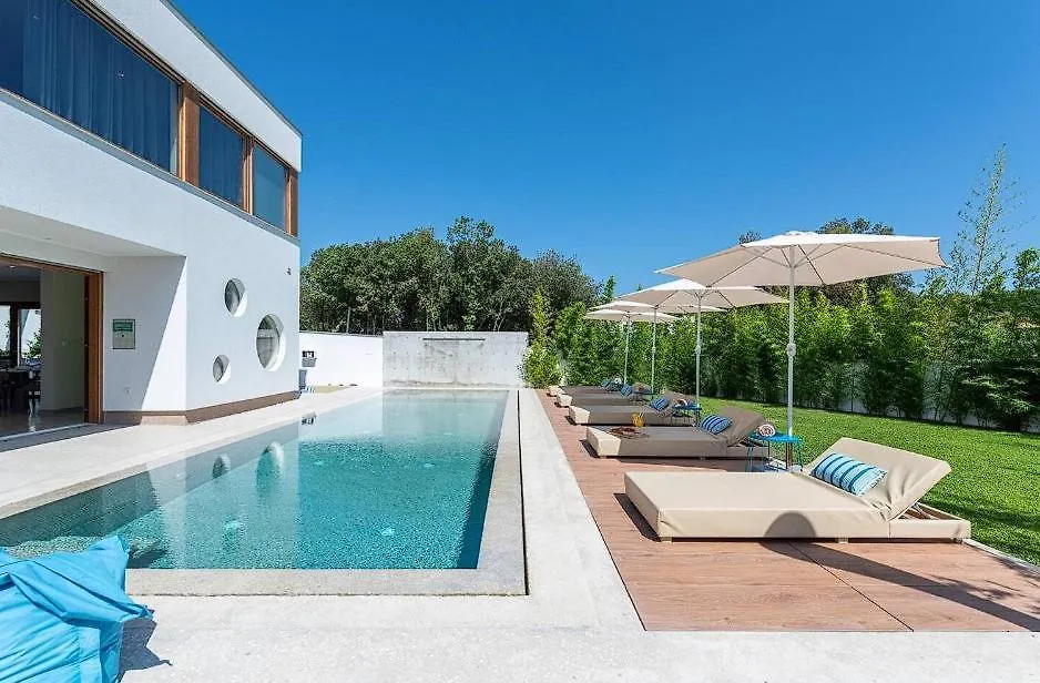 Beautiful Villa Near The Beach! Pjescana Uvala Homestay