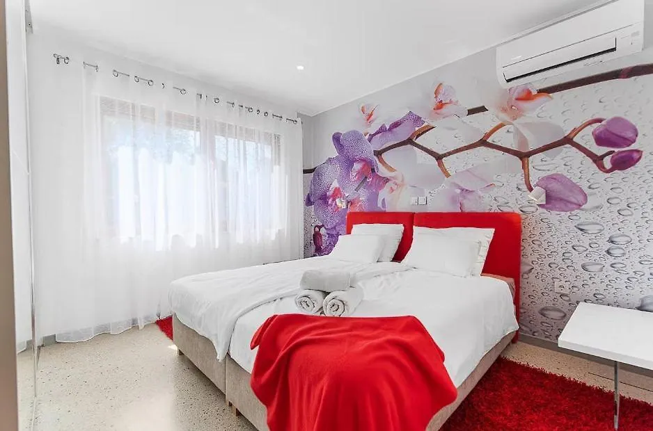 Beautiful Villa Near The Beach! Pjescana Uvala